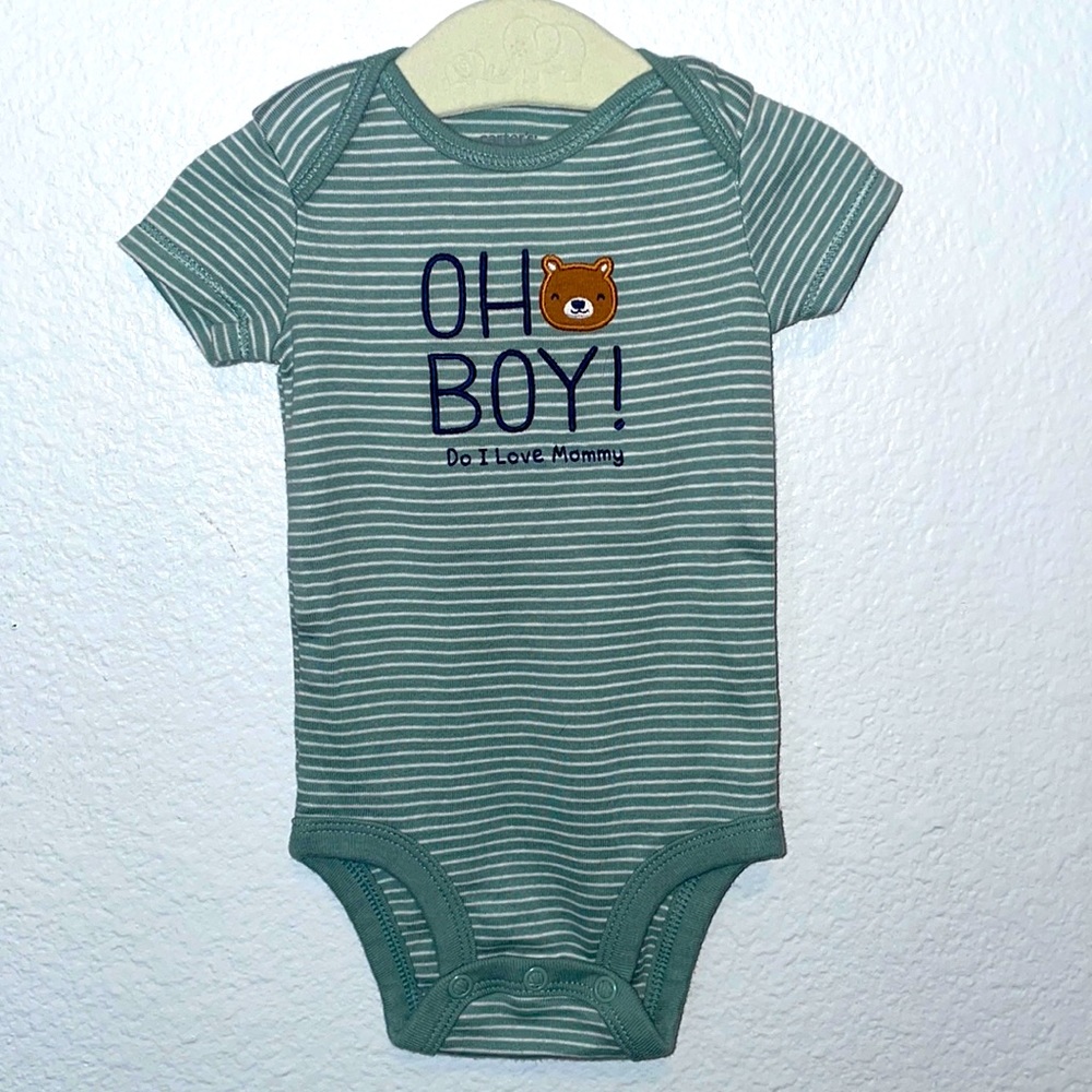 Never Worn Carter’s 3 Month Onesie Print